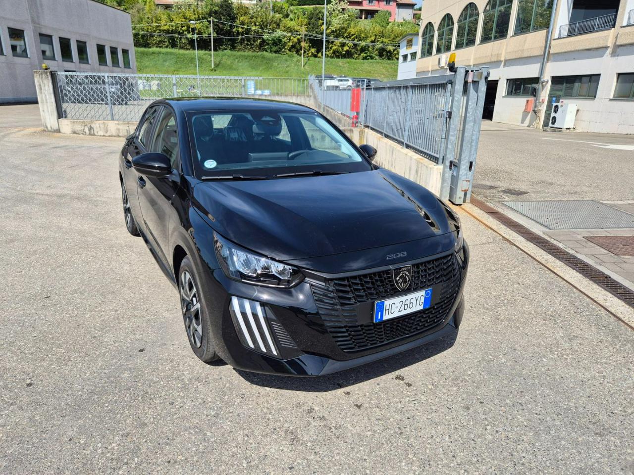 PEUGEOT 208 PureTech 100 Stop&Start 5 porte Style - 4