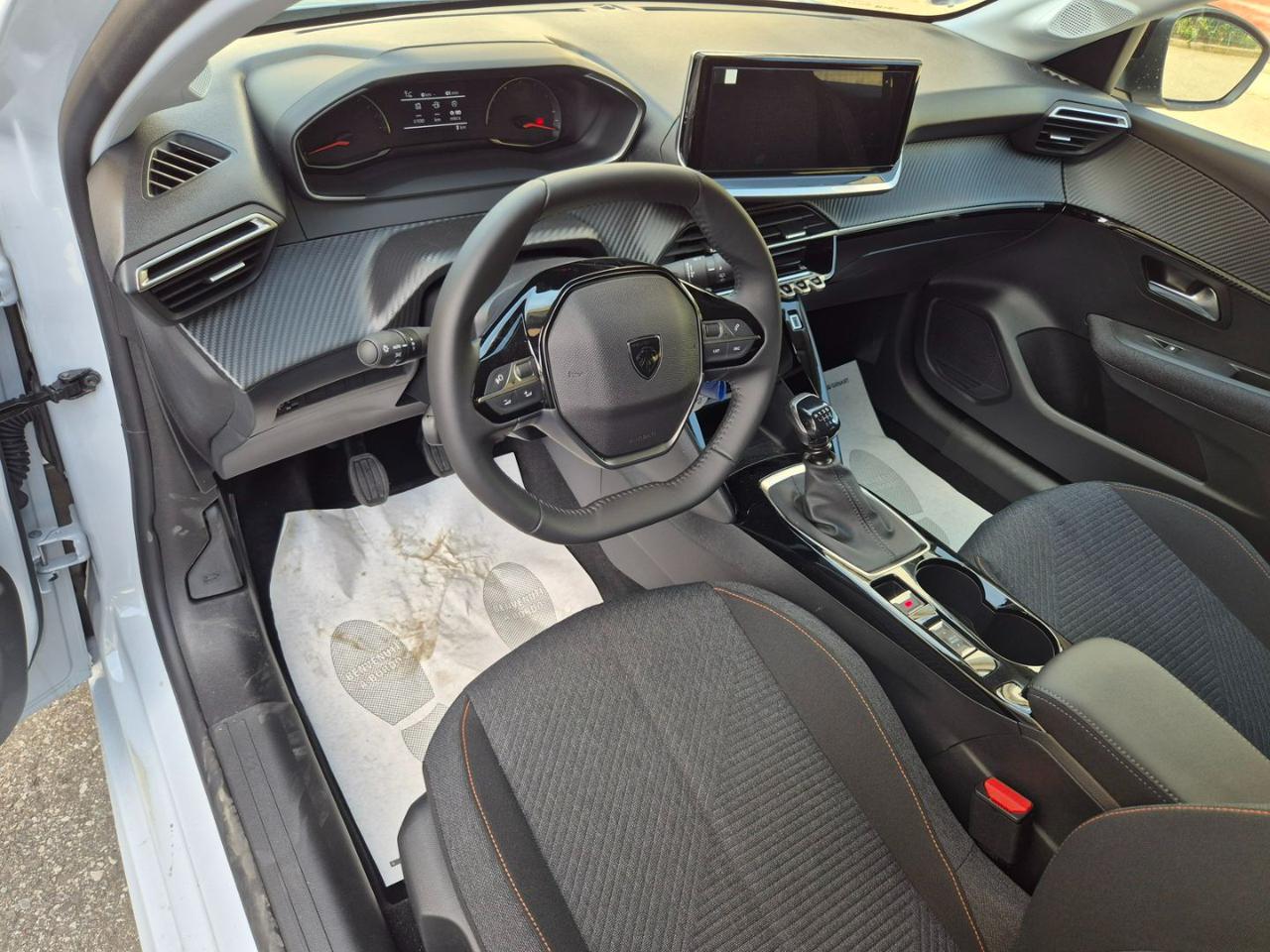 PEUGEOT 208 Business Turbo benzina 100 - 10