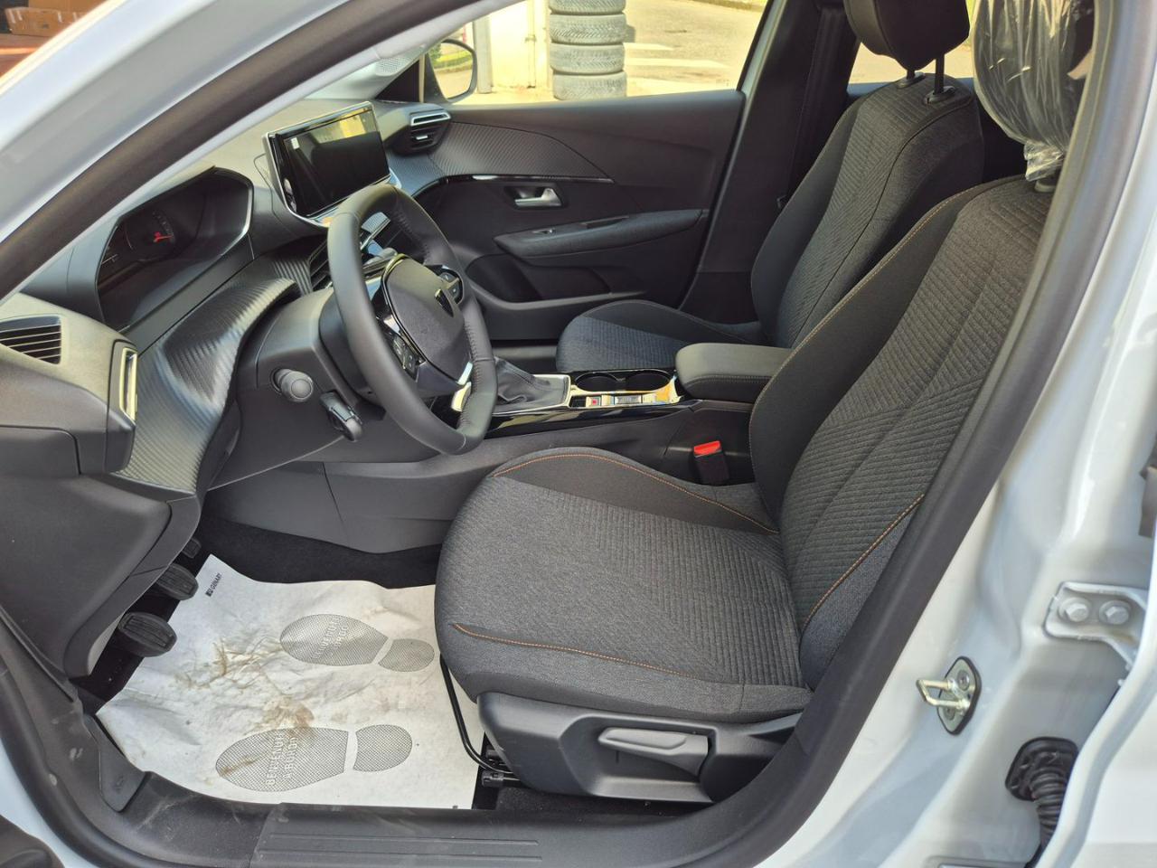 PEUGEOT 208 Business Turbo benzina 100 - 9