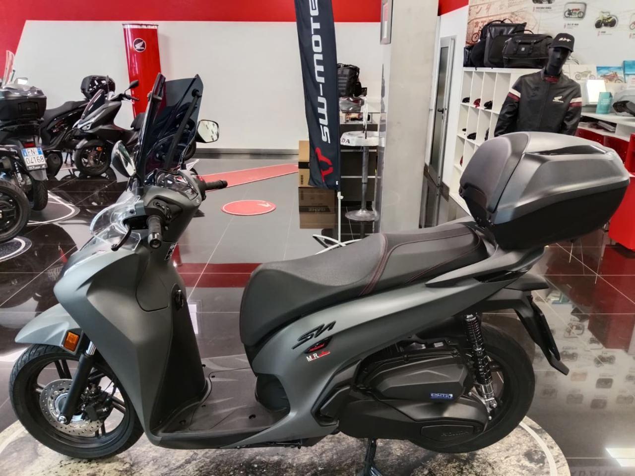 HONDA SH 350 Sport - 2