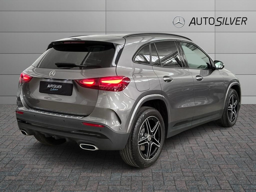 MERCEDES-BENZ GLA 250 e EQ AMG Line Advanced Plus auto - 2