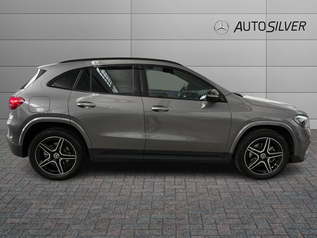 MERCEDES-BENZ GLA 250 e EQ AMG Line Advanced Plus auto - 5