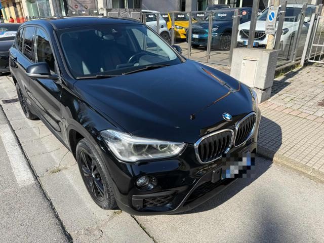 BMW X1 Nero metallizzato
