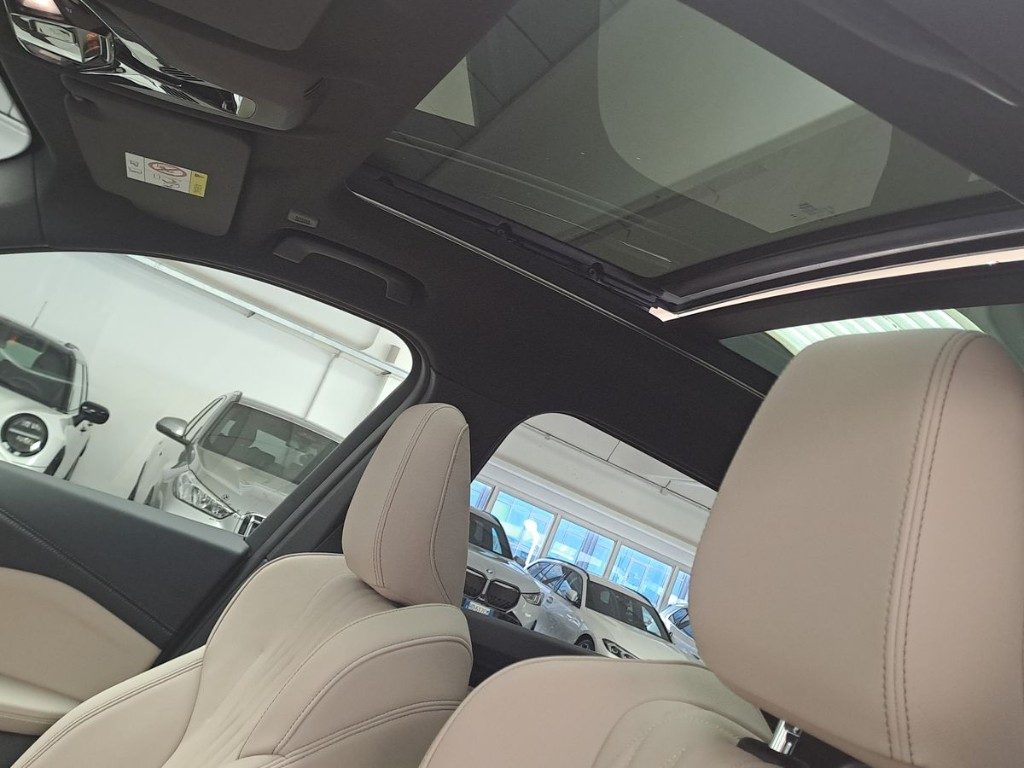 BMW X1 xDrive 30e Msport Aut. + Tetto apr. - 8