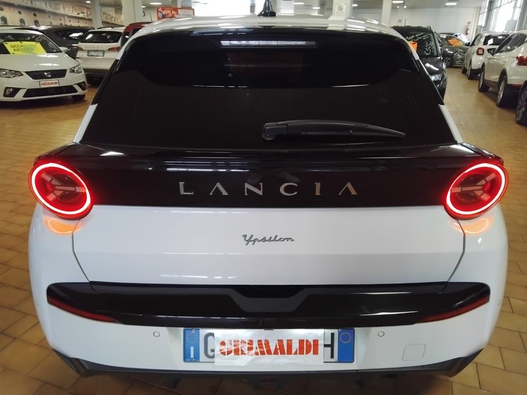 LANCIA Ypsilon 1.2 Hybrid e-DCT LX 17C/GRIMALDI SPECIALE DAY - 5