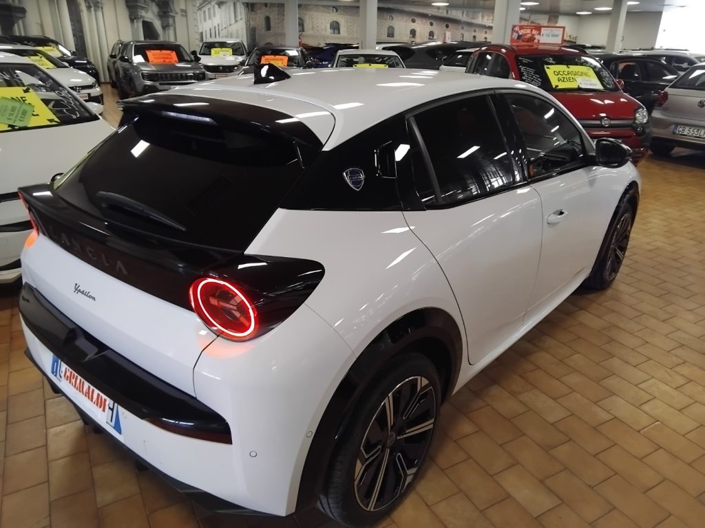 LANCIA Ypsilon 1.2 Hybrid e-DCT LX 17C/GRIMALDI SPECIALE DAY - 6