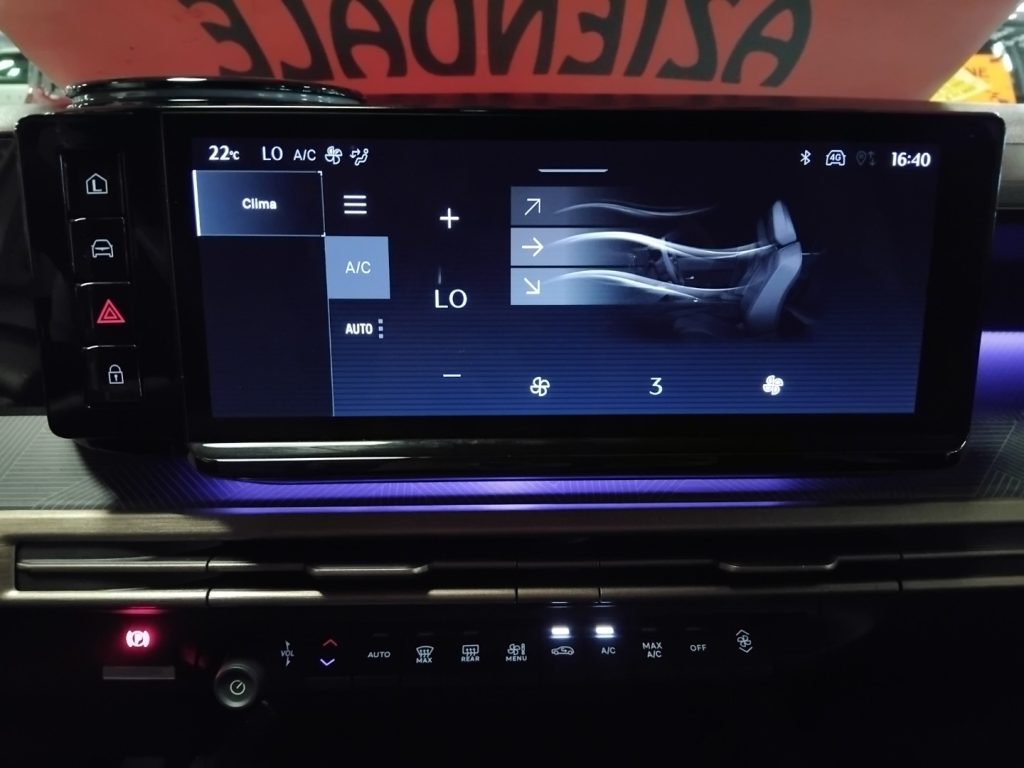 LANCIA Ypsilon 1.2 Hybrid e-DCT LX 17C/GRIMALDI SPECIALE DAY - 21