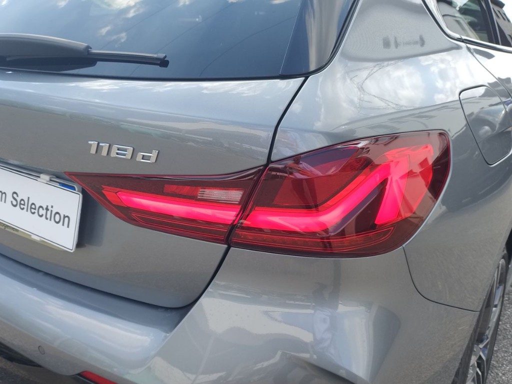 BMW 118 d 5p. Msport Aut. + Tetto apr. - 7