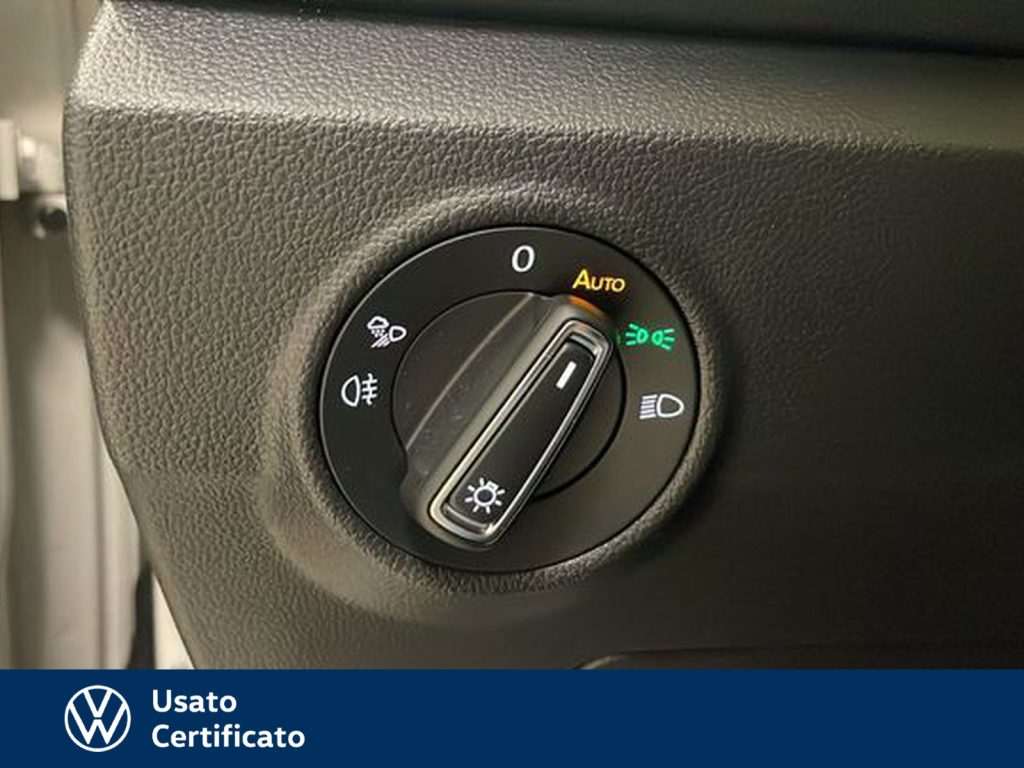 VOLKSWAGEN T-Roc 1.0 tsi style 110cv - 16