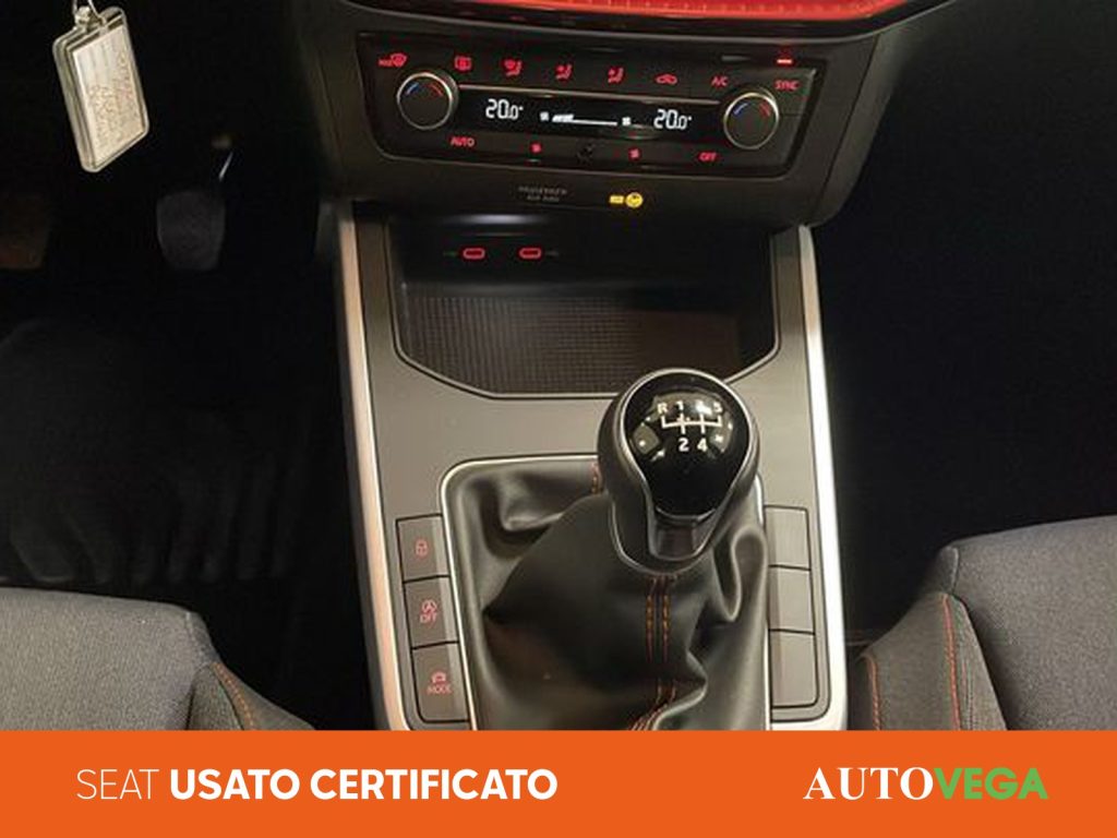 SEAT Arona 1.0 ecotsi fr 95cv - 11