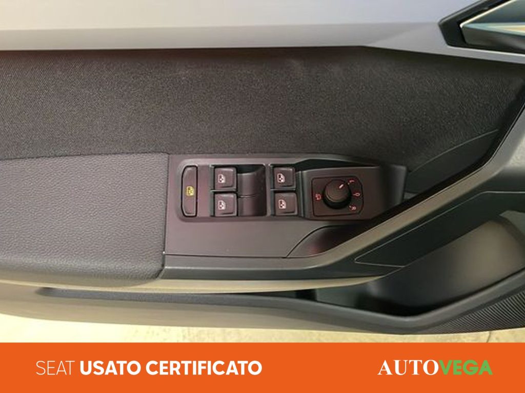 SEAT Arona 1.0 ecotsi fr 95cv - 17