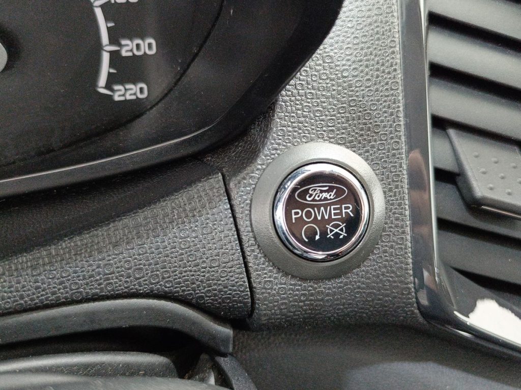 FORD EcoSport 1.5 TDCi 90 CV Titanium - 23