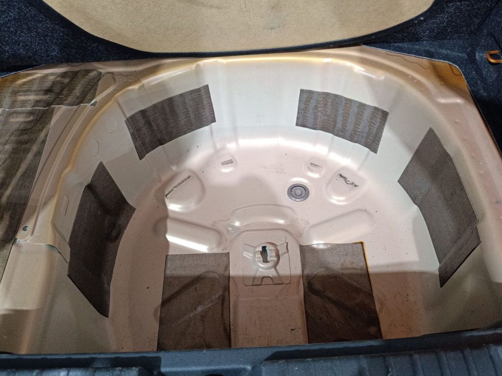 SKODA Kamiq 1.0 TSI 110 CV Black Dots - 13