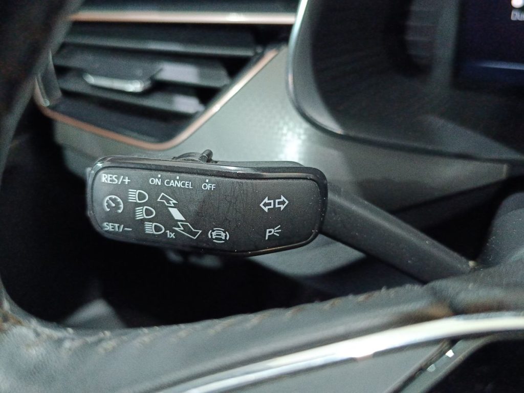 SKODA Kamiq 1.0 TSI 110 CV Black Dots - 20