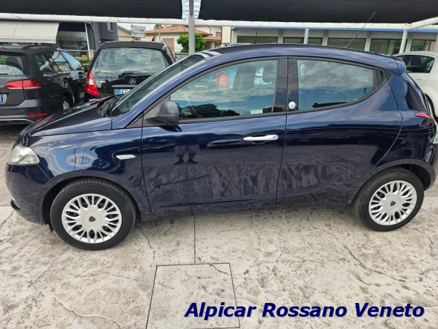 LANCIA Ypsilon Blu metallizzato