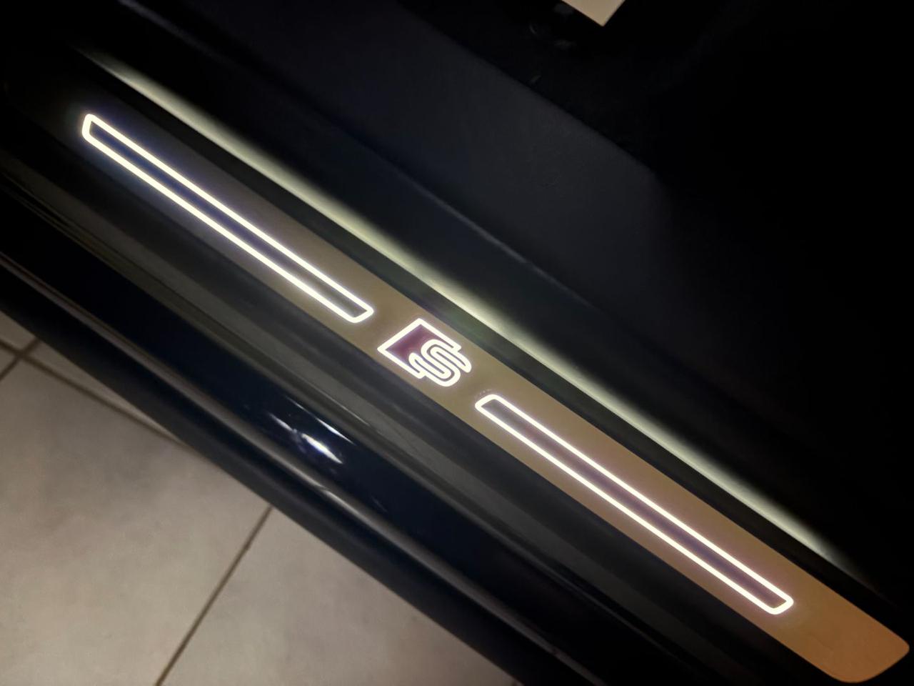 AUDI Q8 50 TDI 286 CV quattro tiptronic S line plus. - 24