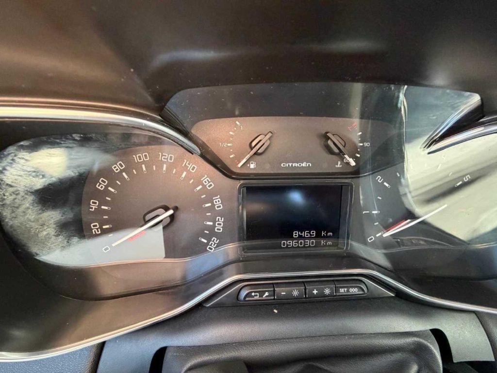 CITROEN C3 Aircross PureTech 82 Feel - 16