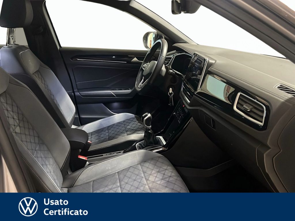 VOLKSWAGEN T-Roc 2.0 tdi r-line 115cv - 6