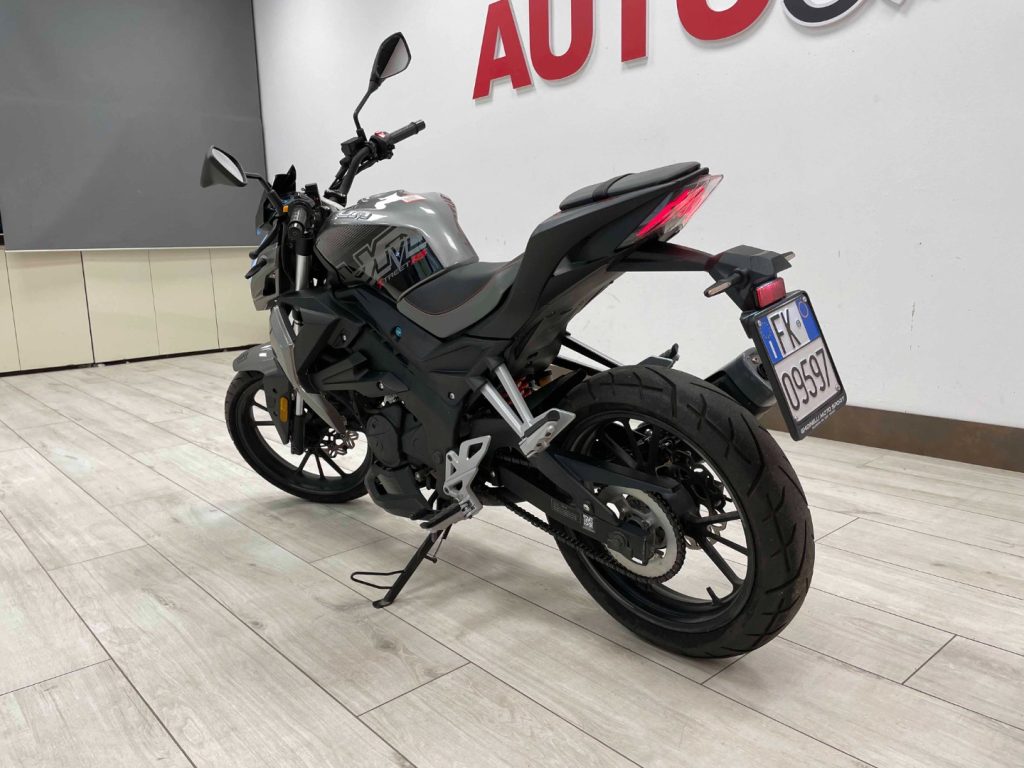 UM DSR 125 XTREET RS 125 - 6