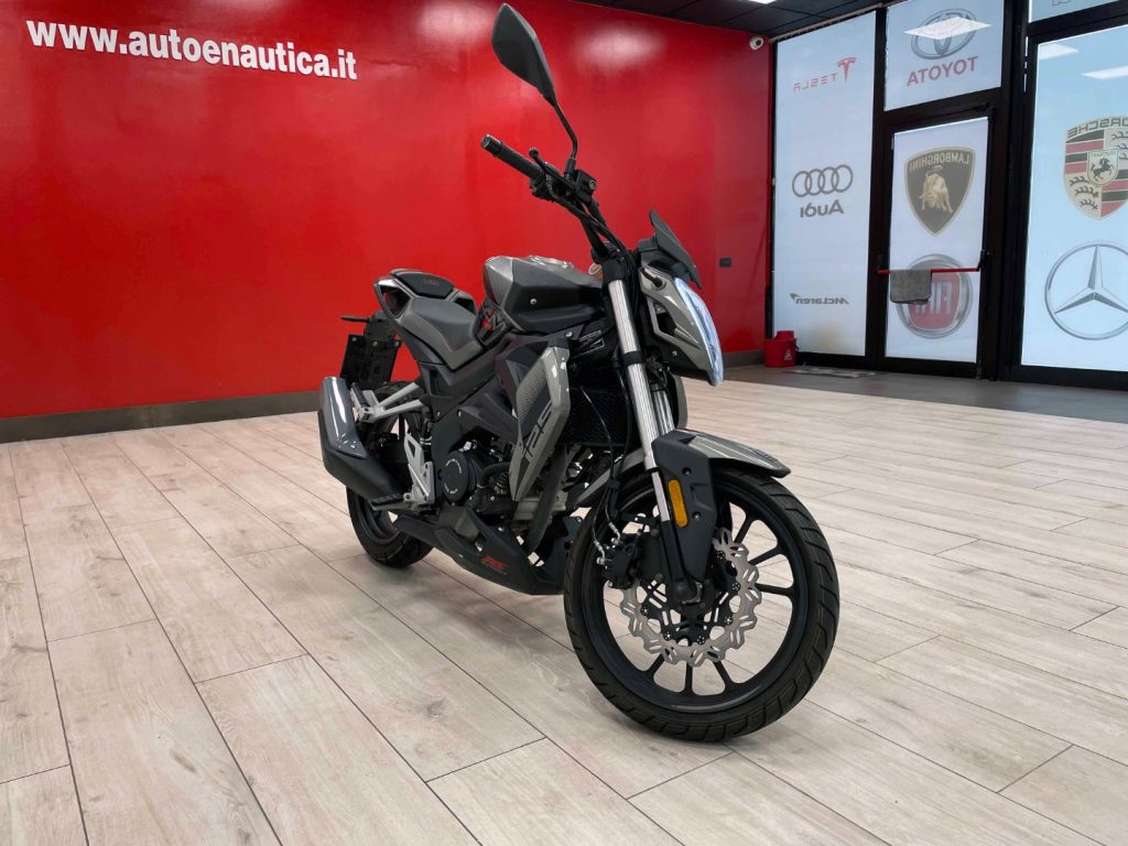 UM DSR 125 XTREET RS 125 - 11