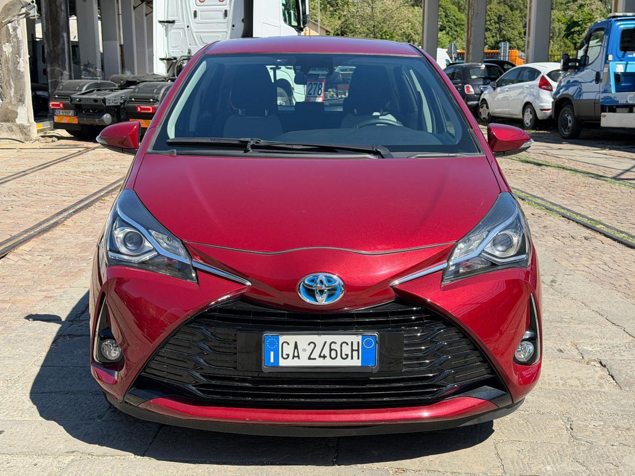 TOYOTA Yaris 1.5 Hybrid 5 porte Business - 3