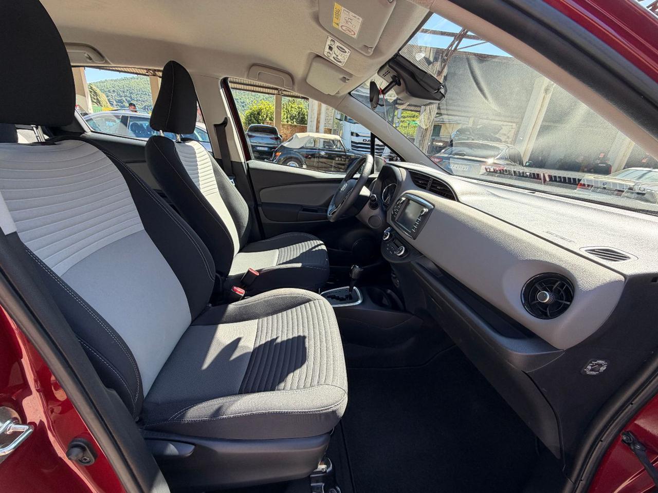 TOYOTA Yaris 1.5 Hybrid 5 porte Business - 9