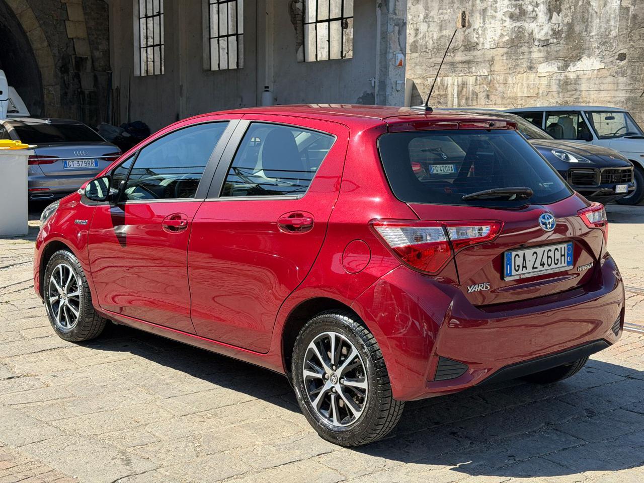 TOYOTA Yaris 1.5 Hybrid 5 porte Business - 5