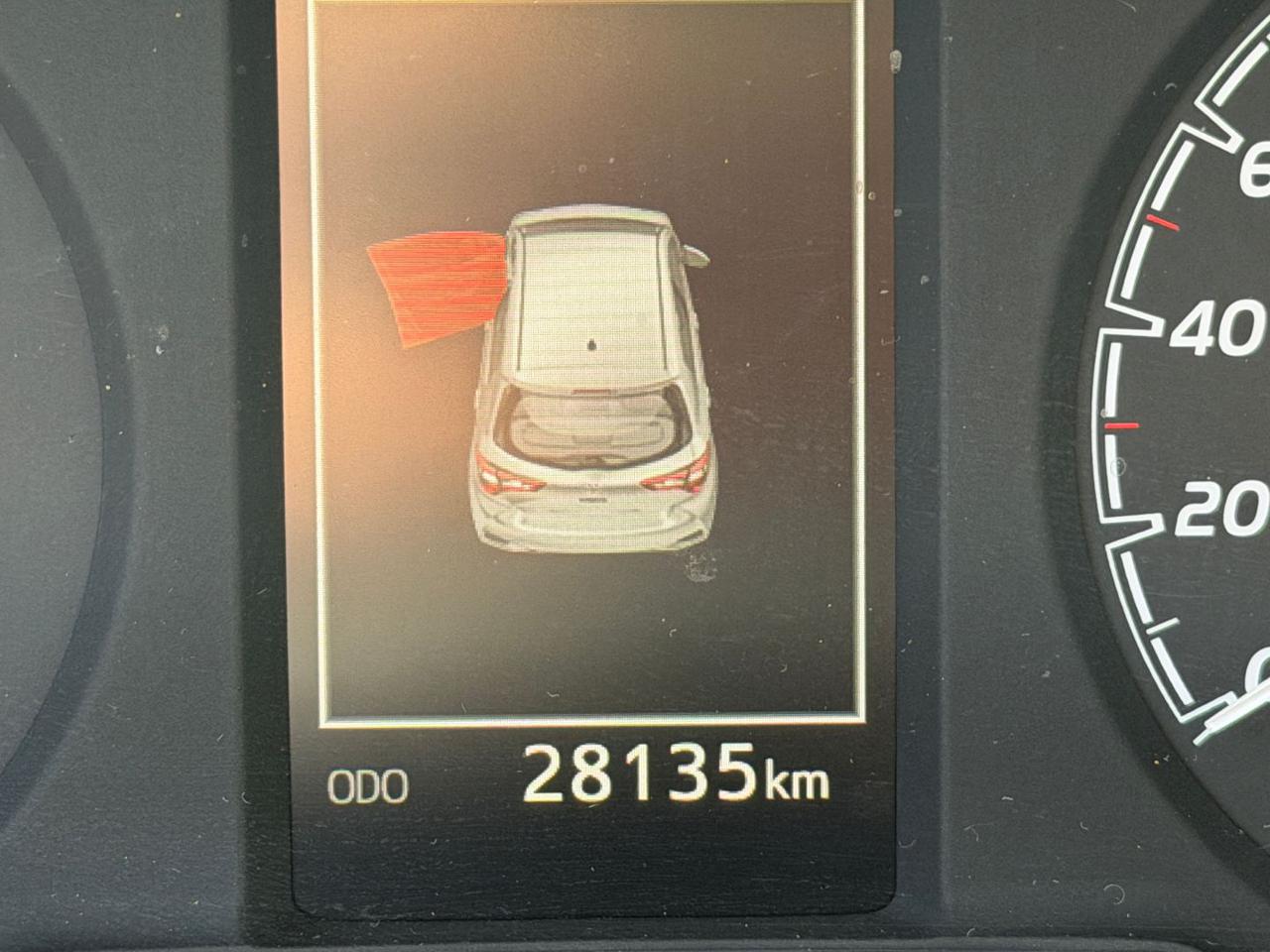 TOYOTA Yaris 1.5 Hybrid 5 porte Business - 16