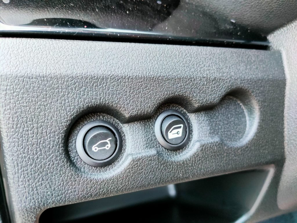 AIXAM City Sport Ambition Pelle Android Auto Apple Car - 18