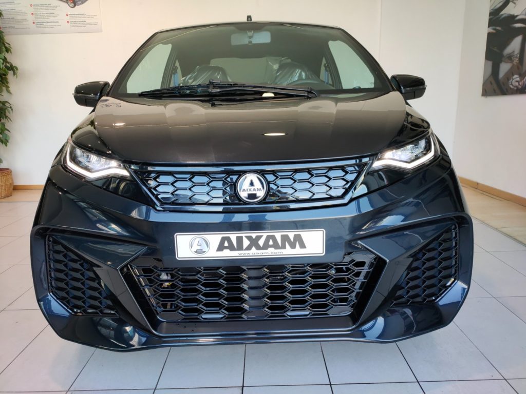 AIXAM Coupé GTI Pelle Tablet Android Apple Pronta Consegna - 2