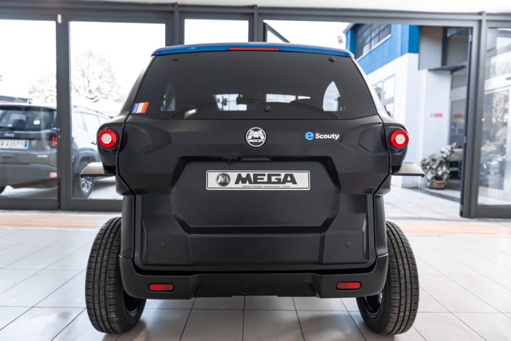 AIXAM Scouty R Evo Elettrica Pelle Navi Android - 14