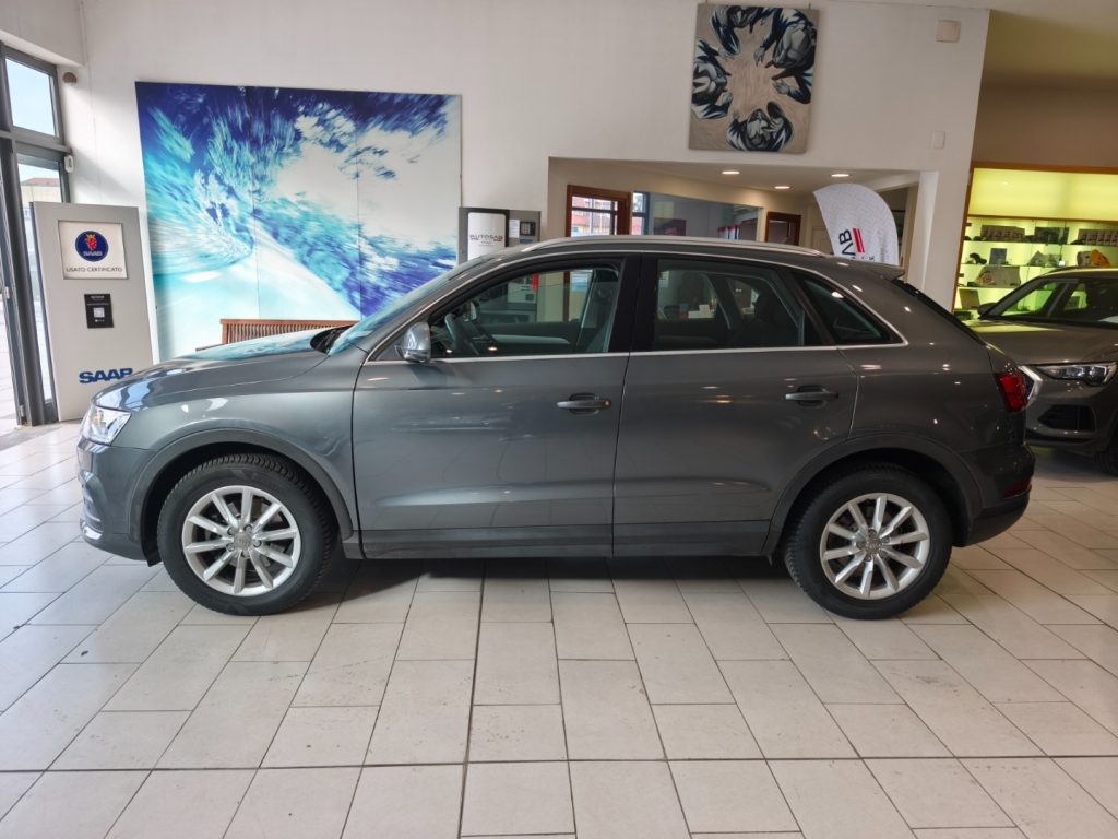 AUDI Q3 2.0 TDI 150 CV Business S-Tronic Navi - 6