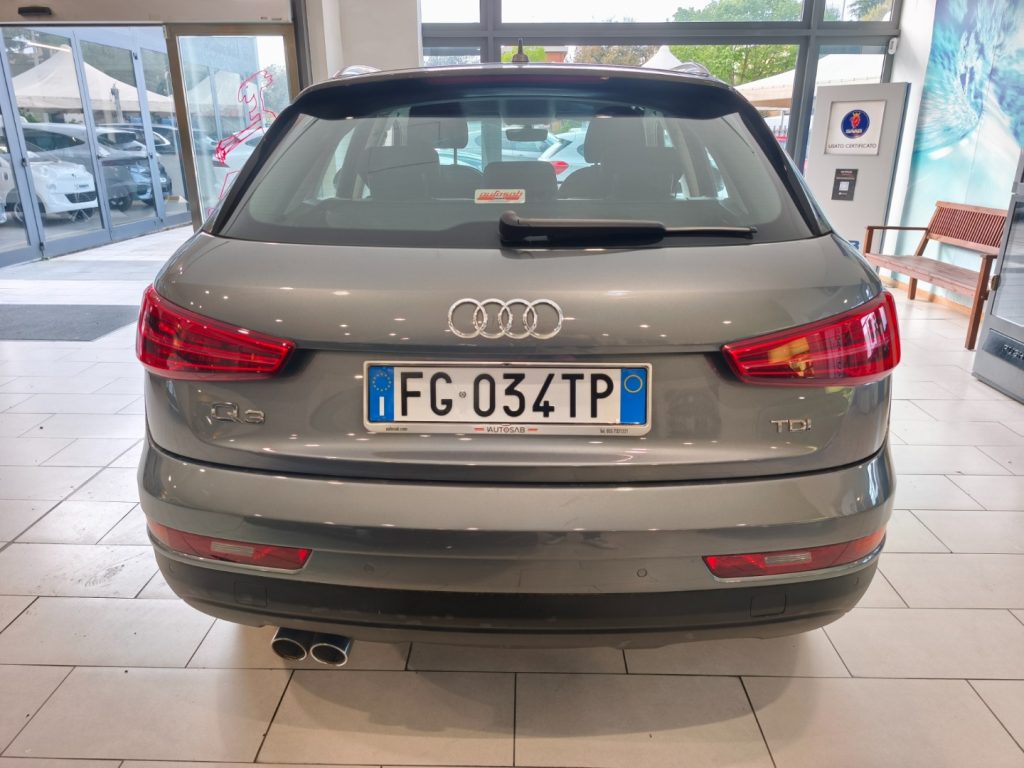 AUDI Q3 2.0 TDI 150 CV Business S-Tronic Navi - 5