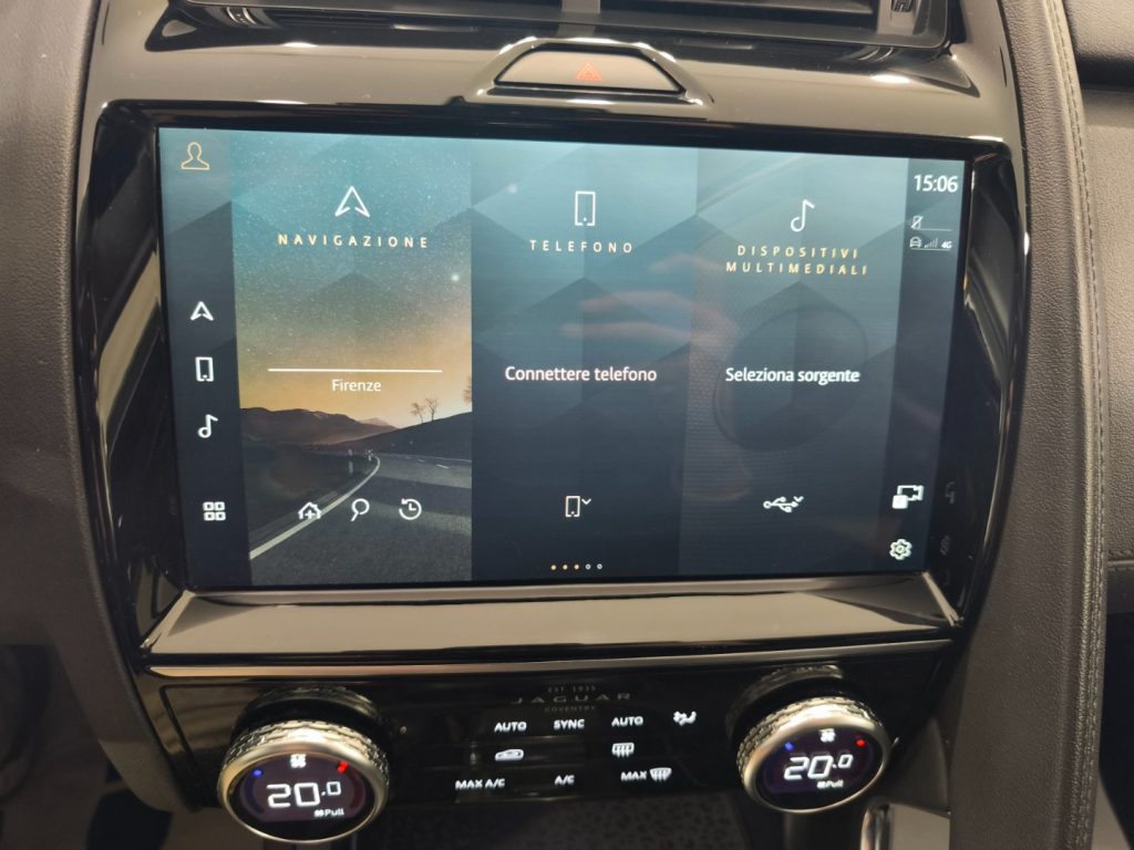 JAGUAR E-Pace 1.5 I3 160 CV Auto Pelle Clima Aut. R-Dynamic - 23