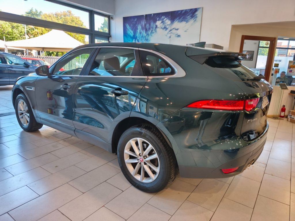 JAGUAR F-Pace 2.0 D AWD 180 CV Prestige Pelle Tabacco - 17