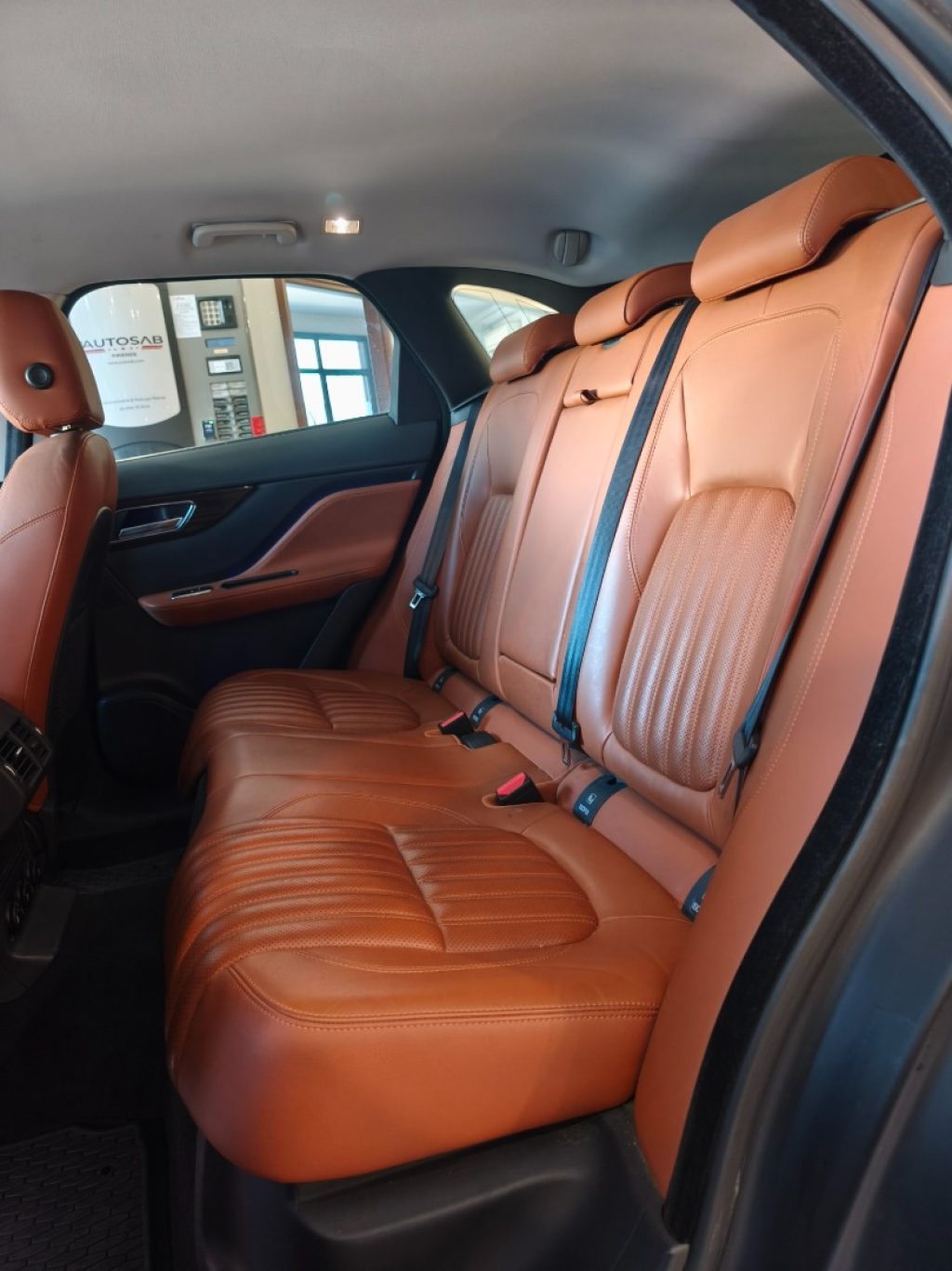 JAGUAR F-Pace 2.0 D AWD 180 CV Prestige Pelle Tabacco - 13