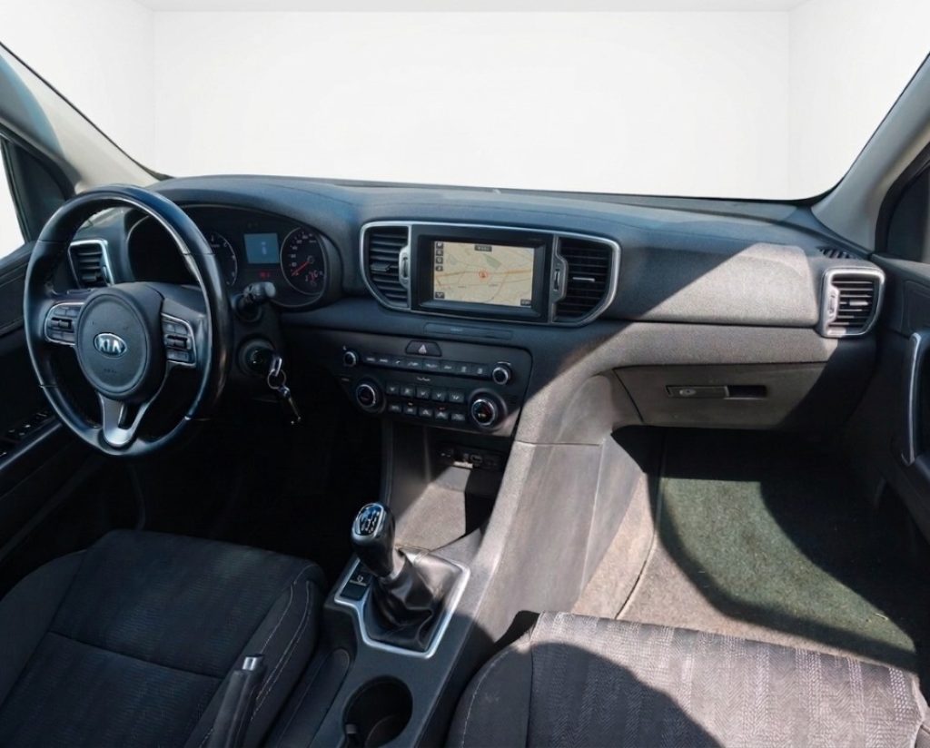 KIA Sportage 1.7 CRDI Business Class Navi Clima Aut. - 8