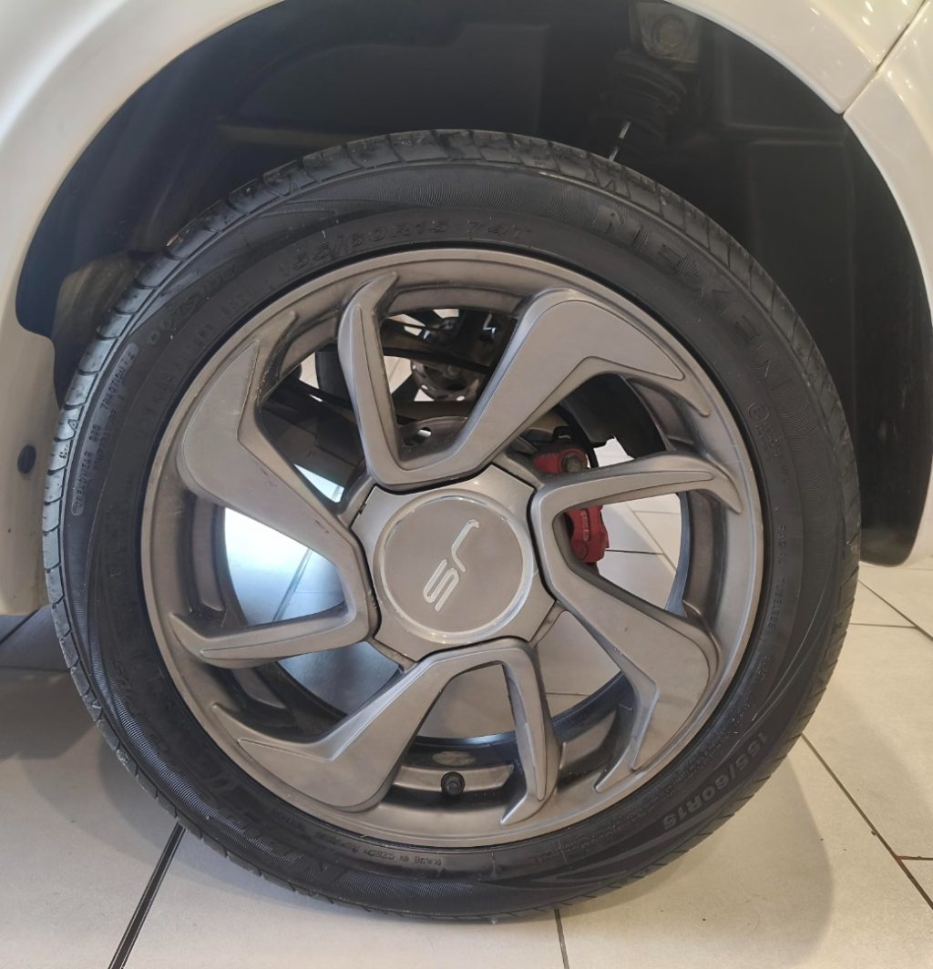 LIGIER JS 50 Progress Patentino AM Retrocamera Bluetooth - 8