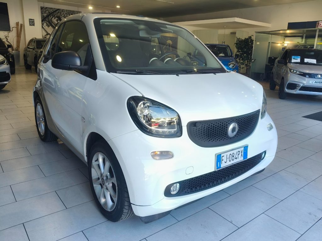 SMART ForTwo 70 1.0 twinamic cabrio Ok Neopatentati C.Vendita - 3