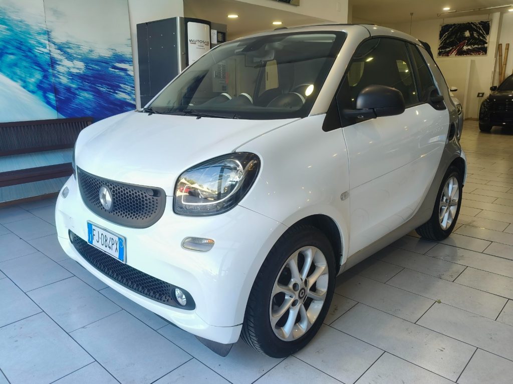 SMART ForTwo 70 1.0 twinamic cabrio Ok Neopatentati C.Vendita - 4