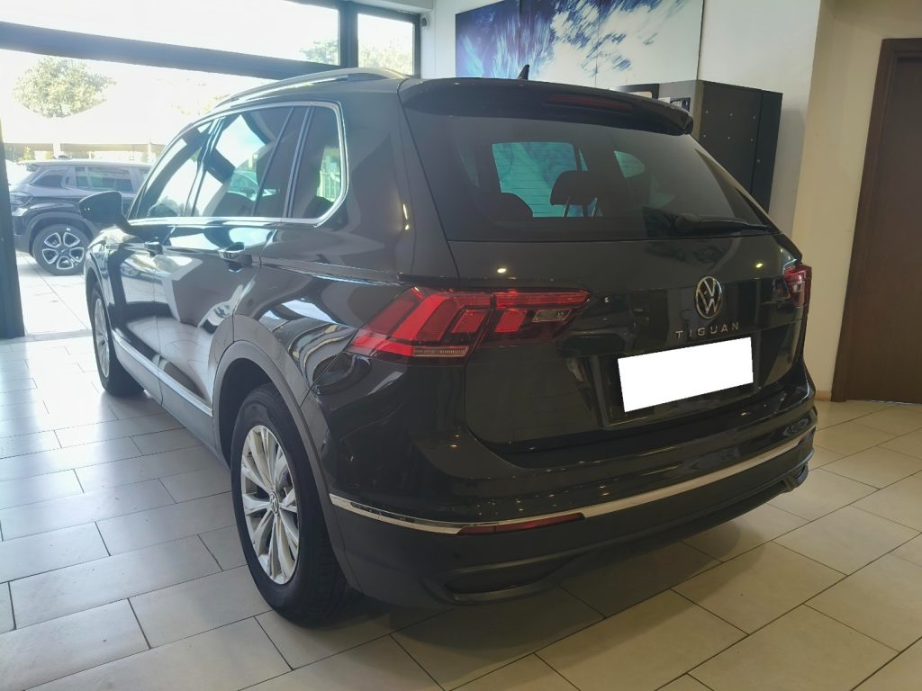 VOLKSWAGEN Tiguan 2.0 TDI Automatic DSG 150 CV Life 24 Mesi Garanzia - 7