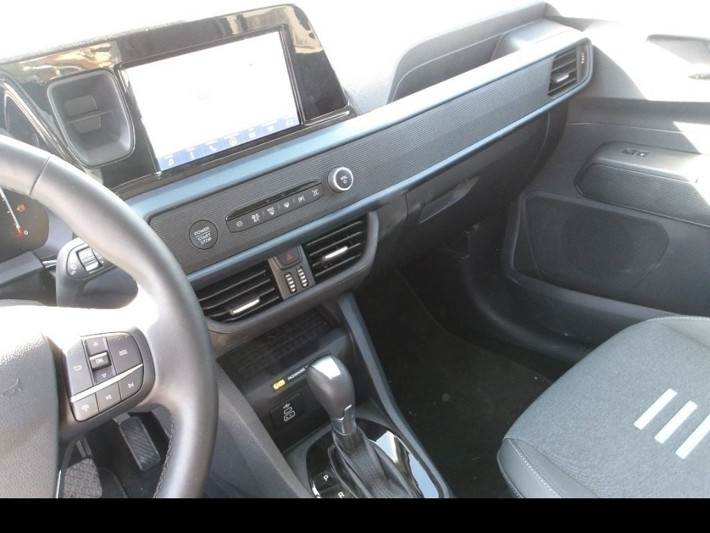 FORD Tourneo Courier 1.0 EcoBoost Powershift Active - 7