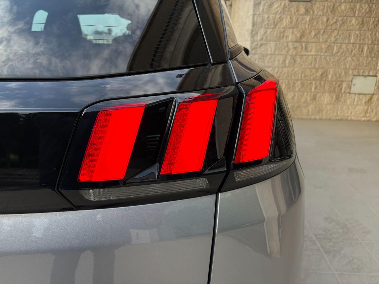 PEUGEOT 3008 1.5 BlueHDi 130 S&S Allure Pack C.AUTOMATICO - 33