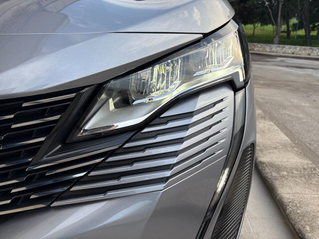 PEUGEOT 3008 1.5 BlueHDi 130 S&S Allure Pack C.AUTOMATICO - 31