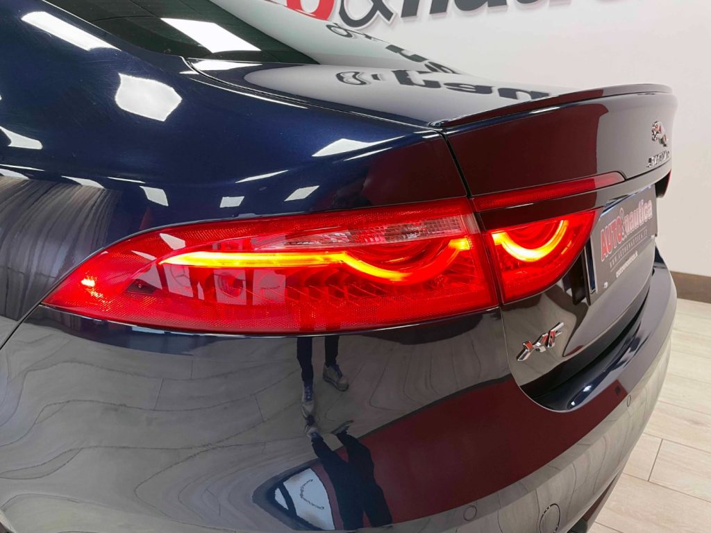 JAGUAR XF 2.0D R-SPORT AWD 180CV AUTO - 13