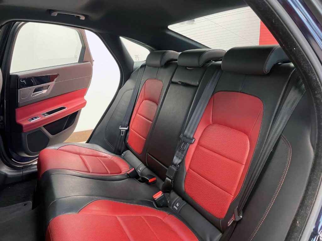 JAGUAR XF 2.0D R-SPORT AWD 180CV AUTO - 29