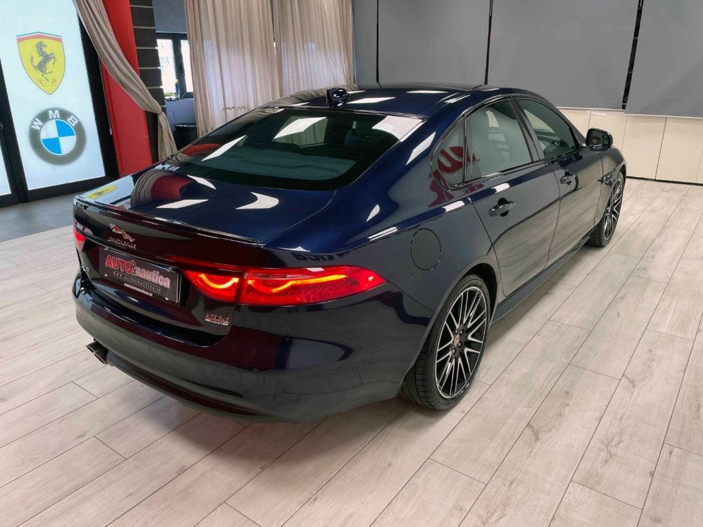 JAGUAR XF 2.0D R-SPORT AWD 180CV AUTO - 39
