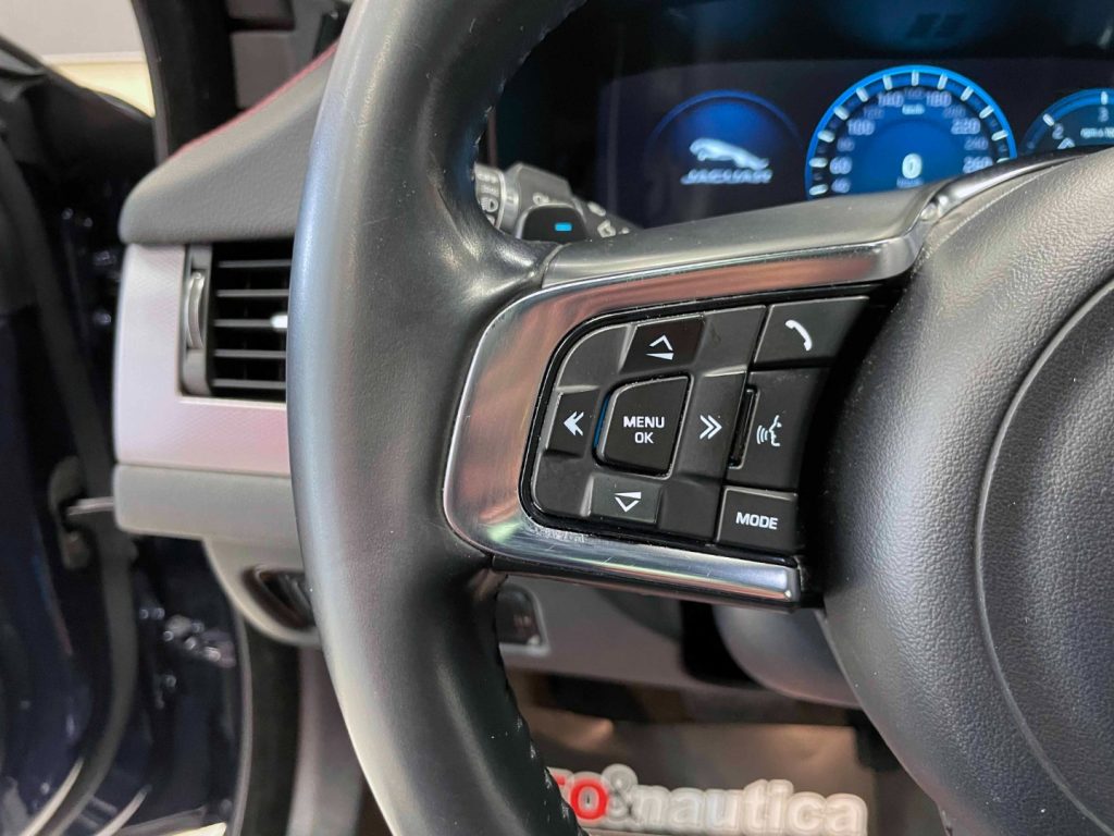 JAGUAR XF 2.0D R-SPORT AWD 180CV AUTO - 41