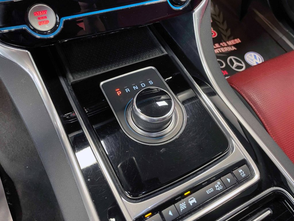 JAGUAR XF 2.0D R-SPORT AWD 180CV AUTO - 46