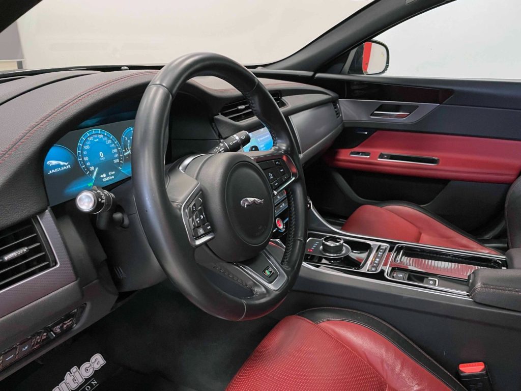 JAGUAR XF 2.0D R-SPORT AWD 180CV AUTO - 49